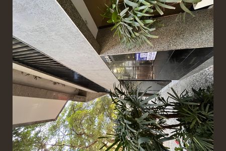 Apartamento para alugar com 121m², 3 quartos e 2 vagas