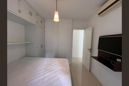 Apartamento para alugar com 121m², 3 quartos e 2 vagas