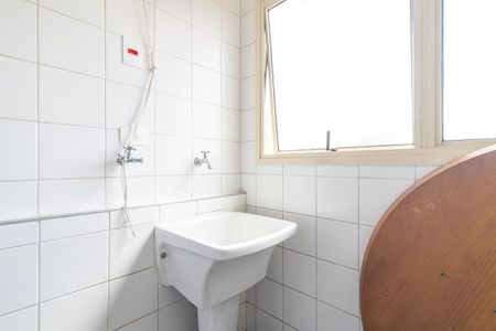 Apartamento para alugar com 60m², 2 quartos e 1 vagaÁrea de Serviço