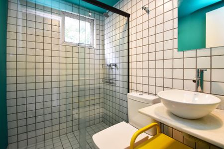 Apartamento à venda com 54m², 2 quartos e 1 vagaBanheiro Social