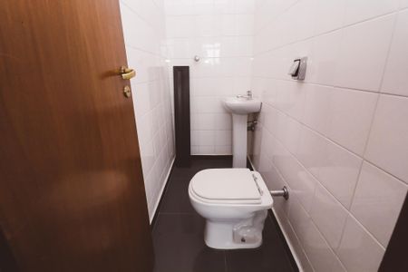Apartamento à venda com 110m², 3 quartos e 2 vagas Apartamento à venda com 110m², 3 quartos e 2 vagasBanheiro de serviço