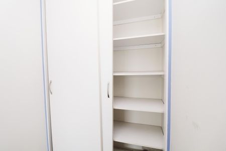 Apartamento à venda com 110m², 3 quartos e 2 vagas Apartamento à venda com 110m², 3 quartos e 2 vagasQuarto de Serviço