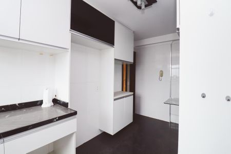 Apartamento à venda com 110m², 3 quartos e 2 vagas Apartamento à venda com 110m², 3 quartos e 2 vagasCozinha
