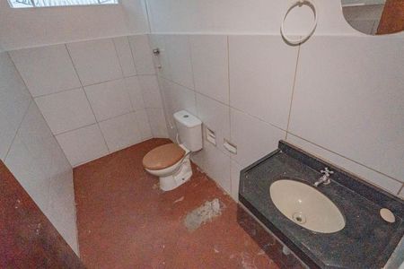 Banheiro de casa para alugar com 1 quarto, 90m² em Sacomã, São Paulo