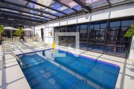 Studio para alugar com 62m², 1 quarto e 1 vaga Studio para alugar com 62m², 1 quarto e 1 vagaÁrea comum - Piscina