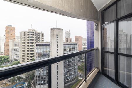 Studio para alugar com 62m², 1 quarto e 1 vaga Studio para alugar com 62m², 1 quarto e 1 vagaVaranda