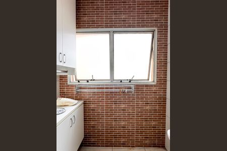 Apartamento à venda com 76m², 3 quartos e 1 vagaÁrea de Serviço