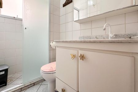 Apartamento à venda com 76m², 3 quartos e 1 vagaBanheiro da Suíte