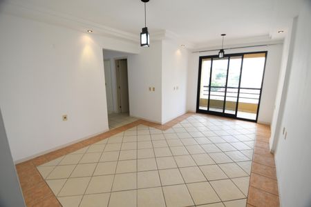 Sala de apartamento para alugar com 3 quartos, 75m² em Chácara Primavera, Campinas