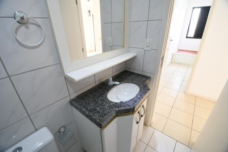 Apartamento para alugar com 75m², 3 quartos e 2 vagasBanheiro Social