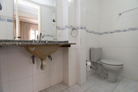 Apartamento para alugar com 170m², 3 quartos e 2 vagasBanheiro social