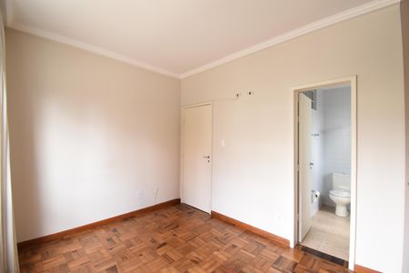 Apartamento para alugar com 170m², 3 quartos e 2 vagasSuíte
