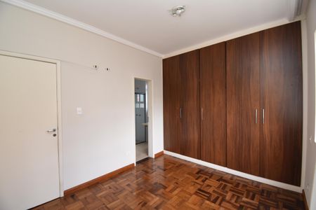 Apartamento para alugar com 170m², 3 quartos e 2 vagasSuíte