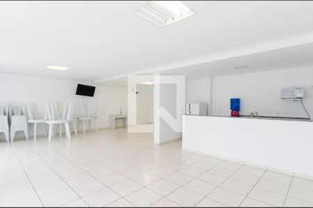 Apartamento para alugar com 54m², 2 quartos e 1 vaga Apartamento para alugar com 54m², 2 quartos e 1 vagaÁrea comum - Salão de festas