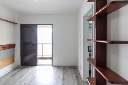 Apartamento à venda com 198m², 3 quartos e 3 vagas Apartamento à venda com 198m², 3 quartos e 3 vagasSuíte 2