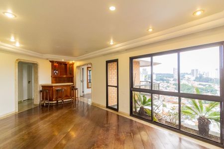 Sala de Estar de apartamento à venda com 3 quartos, 198m² em Chácara Santo Antônio (zona Sul), São Paulo