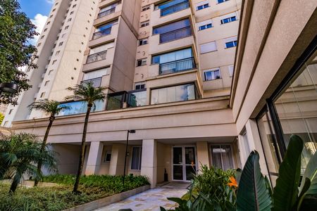 Apartamento para alugar com 67m², 2 quartos e 1 vaga Apartamento para alugar com 67m², 2 quartos e 1 vagaFachada
