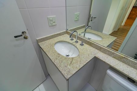 Apartamento para alugar com 67m², 2 quartos e 1 vaga Apartamento para alugar com 67m², 2 quartos e 1 vagaBanheiro Social