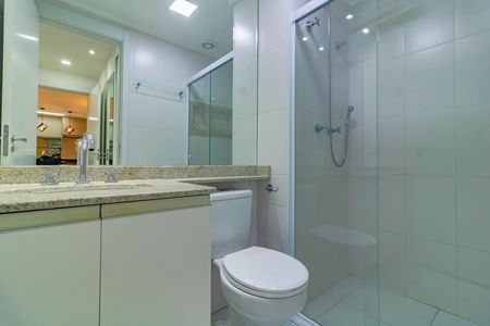 Apartamento para alugar com 67m², 2 quartos e 1 vaga Apartamento para alugar com 67m², 2 quartos e 1 vagaBanheiro Social