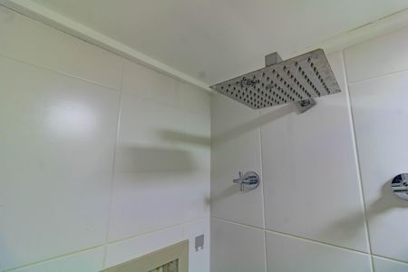 Apartamento para alugar com 67m², 2 quartos e 1 vaga Apartamento para alugar com 67m², 2 quartos e 1 vagaBanheiro da Suíte