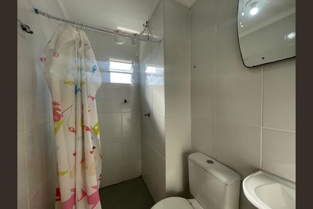 Apartamento à venda com 93m², 3 quartos e 1 vaga Apartamento à venda com 93m², 3 quartos e 1 vagaBanheiro social 2