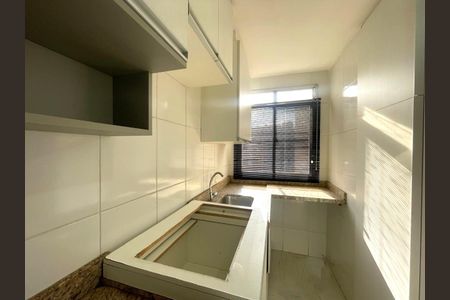 Apartamento à venda com 93m², 3 quartos e 1 vaga Apartamento à venda com 93m², 3 quartos e 1 vagaCozinha