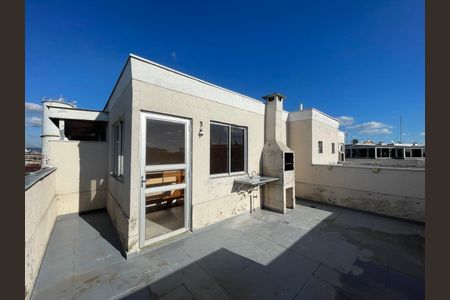 Apartamento à venda com 93m², 3 quartos e 1 vaga Apartamento à venda com 93m², 3 quartos e 1 vagaÁrea comum
