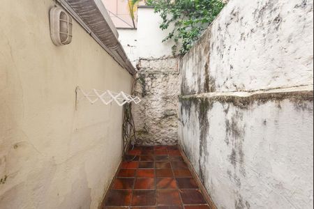 Casa à venda com 115m², 3 quartos e sem vagaÁrea de Serviço