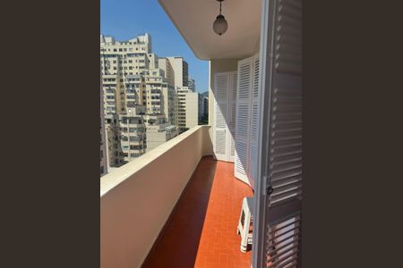 Apartamento para alugar com 189m², 3 quartos e sem vaga Apartamento para alugar com 189m², 3 quartos e sem vagaVaranda