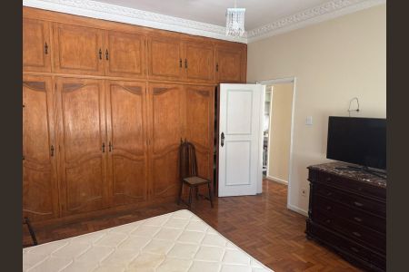 Apartamento para alugar com 189m², 3 quartos e sem vaga Apartamento para alugar com 189m², 3 quartos e sem vagaQuarto