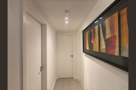 Apartamento à venda com 75m², 2 quartos e 1 vagaCorredor