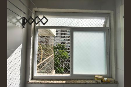 Apartamento à venda com 75m², 2 quartos e 1 vagaVista da Área de serviço