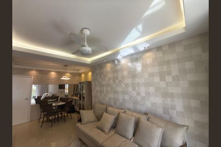 Apartamento à venda com 75m², 2 quartos e 1 vagaSala