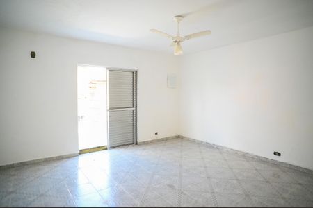 Casa à venda com 180m², 4 quartos e 2 vagas Casa à venda com 180m², 4 quartos e 2 vagasQuarto 3