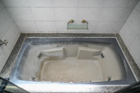 Casa à venda com 180m², 4 quartos e 2 vagas Casa à venda com 180m², 4 quartos e 2 vagasBanheiro da Suíte