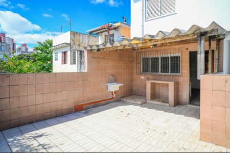 Casa à venda com 180m², 4 quartos e 2 vagas Casa à venda com 180m², 4 quartos e 2 vagasÁrea de Serviço