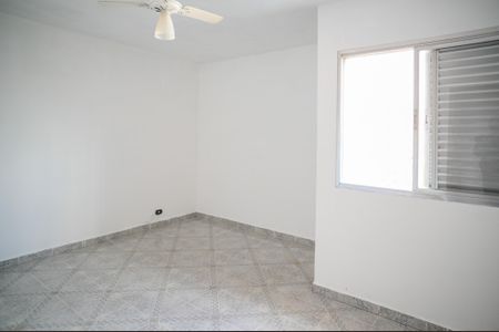 Casa à venda com 180m², 4 quartos e 2 vagas Casa à venda com 180m², 4 quartos e 2 vagasQuarto 2