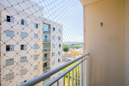 Varanda da sala de apartamento para alugar com 3 quartos, 61m² em Vila Homero Thon, Santo André