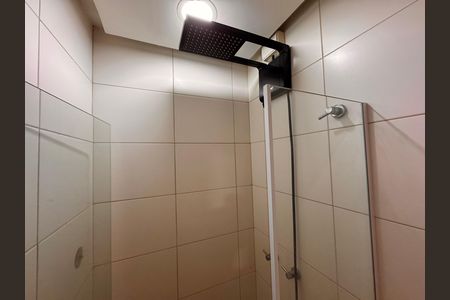 Apartamento para alugar com 125m², 4 quartos e 2 vagas Apartamento para alugar com 125m², 4 quartos e 2 vagasCozinha e Área de Serviço - Banheiro