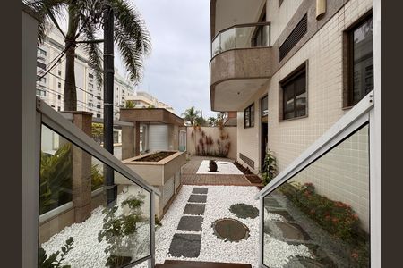 Apartamento para alugar com 125m², 4 quartos e 2 vagas Apartamento para alugar com 125m², 4 quartos e 2 vagasÁrea comum