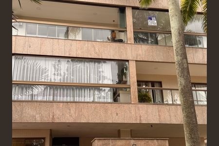 Apartamento para alugar com 125m², 4 quartos e 2 vagas Apartamento para alugar com 125m², 4 quartos e 2 vagasPlaquinha Quinto Andar