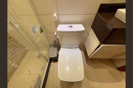 Apartamento para alugar com 125m², 4 quartos e 2 vagas Apartamento para alugar com 125m², 4 quartos e 2 vagasBanheiro da Suíte