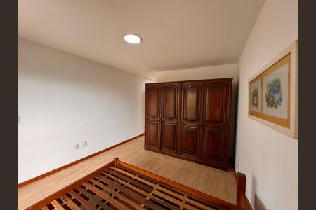 Apartamento para alugar com 125m², 4 quartos e 2 vagas Apartamento para alugar com 125m², 4 quartos e 2 vagasSuíte