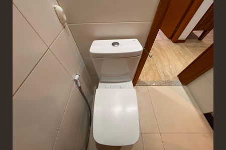 Apartamento para alugar com 125m², 4 quartos e 2 vagas Apartamento para alugar com 125m², 4 quartos e 2 vagasBanheiro Social
