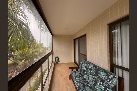 Apartamento para alugar com 125m², 4 quartos e 2 vagas Apartamento para alugar com 125m², 4 quartos e 2 vagasVaranda