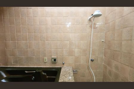 Casa à venda com 128m², 2 quartos e 2 vagas Casa à venda com 128m², 2 quartos e 2 vagasBanheiro