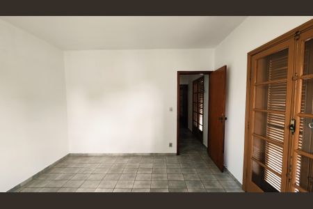 Casa à venda com 128m², 2 quartos e 2 vagas Casa à venda com 128m², 2 quartos e 2 vagasQuarto 1