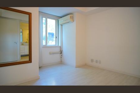 Apartamento para alugar com 145m², 4 quartos e 1 vagaSuite 1