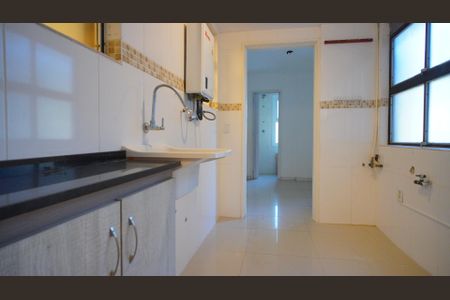 Apartamento para alugar com 145m², 4 quartos e 1 vagaÁrea de Serviço