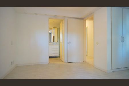 Apartamento para alugar com 145m², 4 quartos e 1 vagaSuite 1 closet 